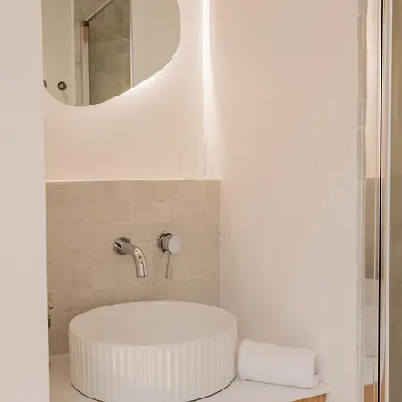 Appartement Cosy Au Coeur Des Chartrons Bordeaux Exterior photo